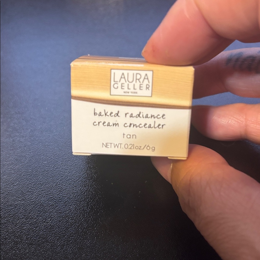 Laura Geller Baked Radiance Cream Concealer - Tan